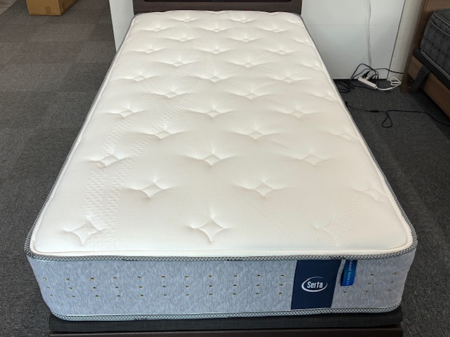 ⭐︎ビックSALE⭐︎サータ クイーンマットレ スとフレーム 美品 サータ ベッドフレームのおすすめ人気商品一覧 通販 - Yahoo