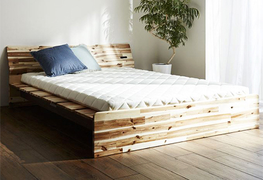 無垢 天然木突板のベッドフレームを買うなら最低価格証明のベット専門店 新井家具ベッド館へ